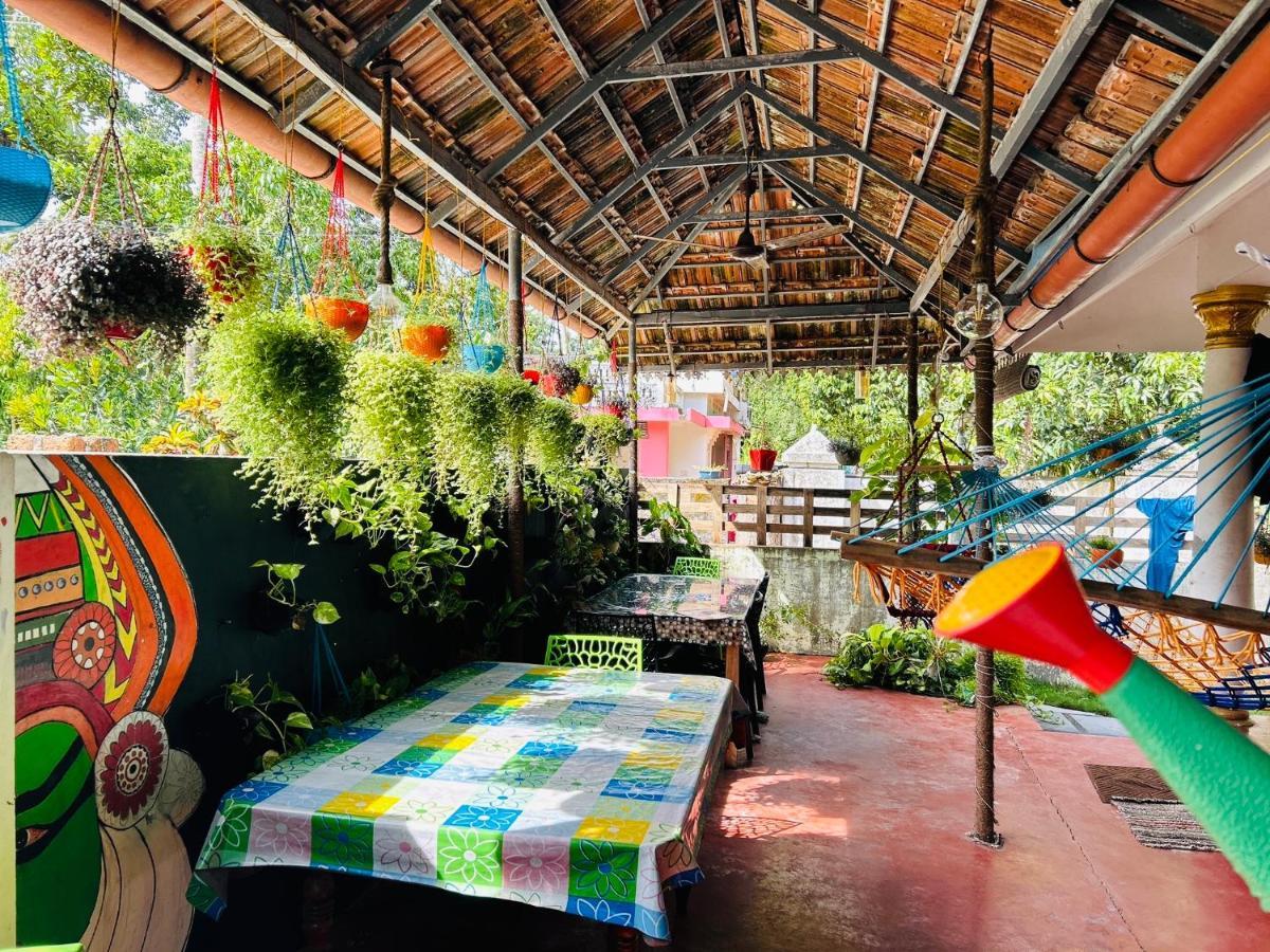 Marari Beach Cleetus Homestay Mararikulam Esterno foto